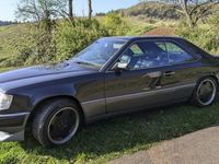 Gebraucht Mercedes E300 220 PS (161 kW) 1991 Schwarz Coupé
