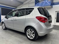 Gebraucht Opel Meriva 120 PS (88 kW) 2016 Silber Van / Kleinbus