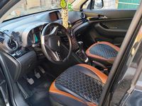 Gebraucht Chevrolet Orlando 163 PS (119 kW) 2013 Schwarz Van / Kleinbus