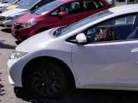 Gebraucht Honda Civic Lifestyle 120 PS (88 kW) 2013 White orchid p. Kleinwagen