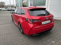 Gebraucht Toyota Corolla Basis 184 PS (135 kW) 2020 Karminarot metallic Kombi