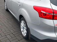 Gebraucht Ford Focus 125 PS (91 kW) 2015 Silber Kombi