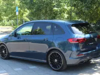 Gebraucht Mercedes B200 163 PS (119 kW) 2021 Denimblau  metalliclack Kleinwagen
