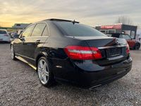 Gebraucht Mercedes E350 Avantgarde 265 PS (194 kW) 2012 Schwarz Limousine