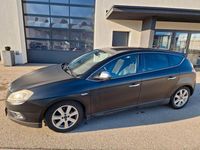 Gebraucht Lancia Delta 140 PS (102 kW) 2012 Schwarz Kleinwagen