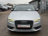 Gebraucht Audi A3 Attraction 122 PS (89 kW) 2014 Silber Kleinwagen