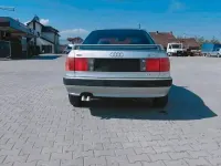 Gebraucht Audi 80 90 PS (66 kW) 1993 Silber Limousine