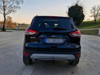 Gebraucht Ford Kuga Titanium 140 PS (102 kW) 2014 Schwarz SUV