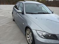 Second-hand BMW 330 Performance 231 CP (169 kW) 2006 Albastru Berlinǎ