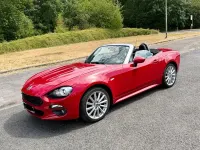 Gebraucht Fiat 124 Spider Lusso 140 PS (102 kW) 2017 Rot Cabrio