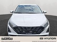 Gebraucht Hyundai i20 Trend 101 PS (74 kW) 2024 Weiß Limousine