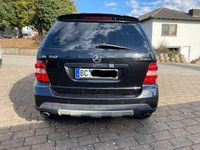 Gebraucht Mercedes ML350 272 PS (200 kW) 2007 Schwarz SUV