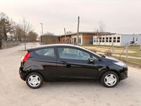 Gebraucht Ford Fiesta 82 PS (60 kW) 2016 Schwarz Kleinwagen
