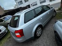 Second-hand Audi A4 131 CP (96 kW) 2003 Argintiu Break