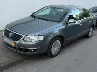 Gebraucht VW Passat 140 PS (102 kW) 2005 Grau Limousine
