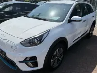 Gebraucht Kia Niro Vision 100 kW (136 PS) 2021 Schneeweiß SUV