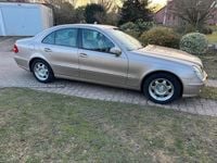 Gebraucht Mercedes E200 Classic 163 PS (119 kW) 2003 Gelb Limousine