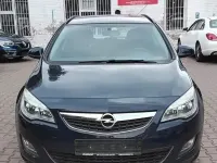 Gebraucht Opel Astra Selection 101 PS (74 kW) 2012 Blau Kombi