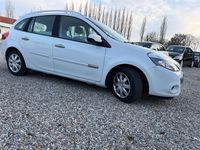 Gebraucht Renault Clio II 103 PS (75 kW) 2011 Weiß Limousine