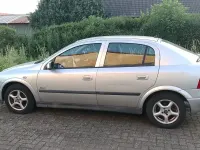 Gebraucht Opel Astra Njoy 101 PS (74 kW) 2003 Silber Limousine