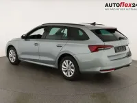 Neu Skoda Octavia Selection 150 PS (110 kW) 2026 Smokey diamond silver ... Kombi