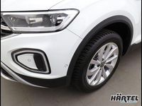 Gebraucht VW T-Roc Style 150 PS (110 kW) 2024 Pure white, solid SUV