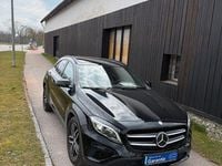 Gebraucht Mercedes GLA200 136 PS (100 kW) 2016 Schwarz SUV
