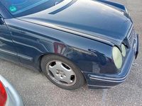 Gebraucht Mercedes E240 170 PS (125 kW) 2001 Limousine