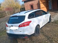 Gebraucht Ford Focus 100 PS (73 kW) 2018 Weiß Kombi