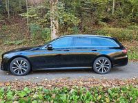 Second-hand Mercedes E400 340 CP (250 kW) 2019 Negru Break