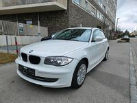 Gebraucht BMW 116 122 PS (89 kW) 2010 Weiß Kleinwagen