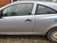 Gebraucht Opel Corsa Edition 69 PS (50 kW) 2009 Silber Kleinwagen