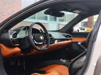 Gebraucht Ferrari 296 829 PS (609 kW) 2023 Silber