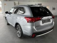 Gebraucht Mitsubishi Outlander Top 150 PS (110 kW) 2017 Coolsilber (m) SUV