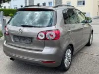 Second-hand VW Golf VII Life 122 CP (89 kW) 2013 Maro Berlinǎ