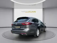 Gebraucht Opel Insignia Elegance 174 PS (127 kW) 2023 Mondstein grau/e:vulkan grau mondstein grau/e:vulkan grau Kombi