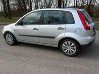 Gebraucht Ford Fiesta 60 PS (44 kW) 2006 Silber Kleinwagen