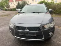 Gebraucht Mitsubishi Outlander 156 PS (114 kW) 2012 Grau SUV