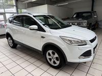 Używany Ford Kuga SYNC Edition 150 KM (110 kW) 2016 Biały SUV