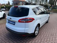 Gebraucht Ford S-MAX Titanium 140 PS (102 kW) 2013 Weiß Van / Kleinbus