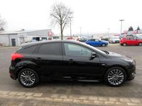 Usata Ford Focus ST-Line 182 CV (133 kW) 2017 Nero Berlina