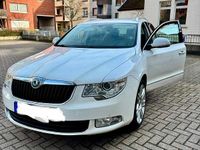 Gebraucht Skoda Superb 170 PS (125 kW) 2010 Weiß Kombi