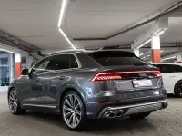 Gebraucht Audi SQ8 Ambiente 507 PS (372 kW) 2022 Daytonagrau perleffekt SUV