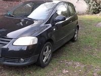 Gebraucht VW Fox 60 PS (44 kW) 2011 Schwarz Kleinwagen