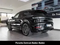 Second-hand Porsche Cayenne Black Edition 470 CP (345 kW) 2026 Negru SUV