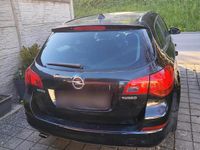 Second-hand Opel Astra 140 CP (102 kW) 2012 Negru Break
