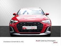 Gebraucht Audi A3 Ambiente 150 PS (110 kW) 2025 Rot Limousine