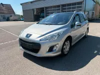 Gebraucht Peugeot 308 SW Premium 111 PS (81 kW) 2012 Silber Kombi
