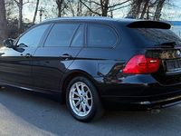 Gebraucht BMW 318 Performance 143 PS (105 kW) 2010 Schwarz Kombi