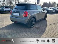 Gebraucht Mini ONE Pepper 102 PS (75 kW) 2018 Moonwalk grey (metallic) Kleinwagen